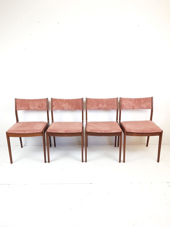 Image 1 of 4 El danés Johannes Andersen para la tela rosa Uldum