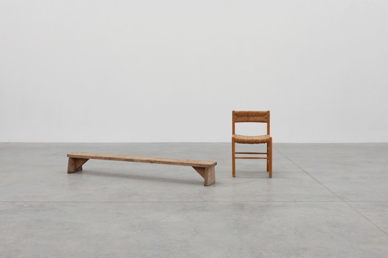 Image 1 of Panca bassa rustica francese in legno massello in stile wabi wabi, ca. 1880