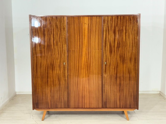 Image 1 of Armadio per la biancheria anni '60 / guardaroba / armadio vintage / guardaroba di metà secolo