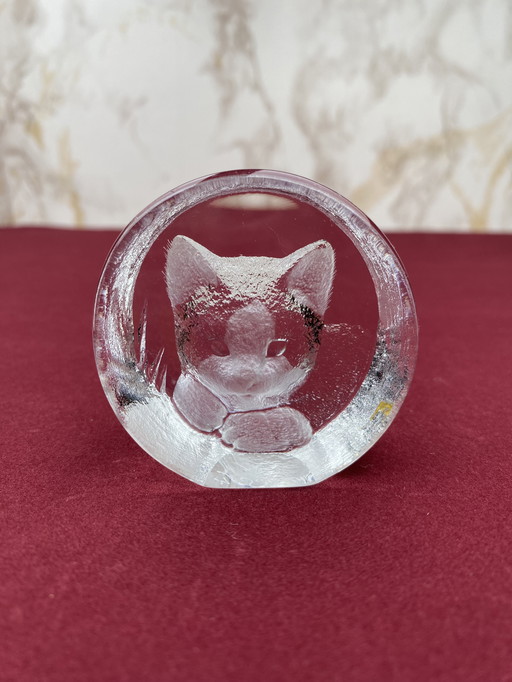 Swedish Mats Jonasson Lead Crystal Cat/Kitten Glass Sculpture / Small Paperweight With A Label And Signature / Vintage Art