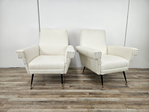 Poltrone italiane anni '50 in tessuto color crema con gambe in ferro