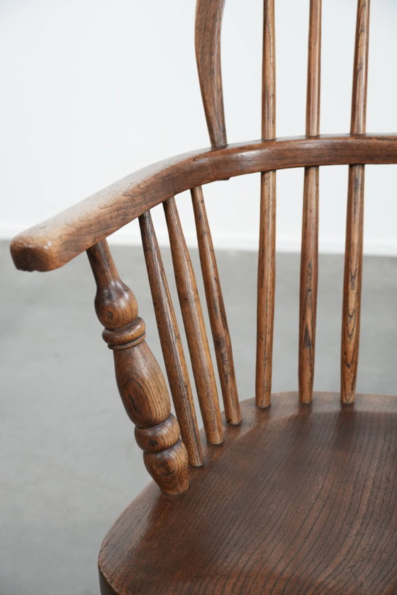 Image 1 of Antieke Engelse lowback Windsor chair