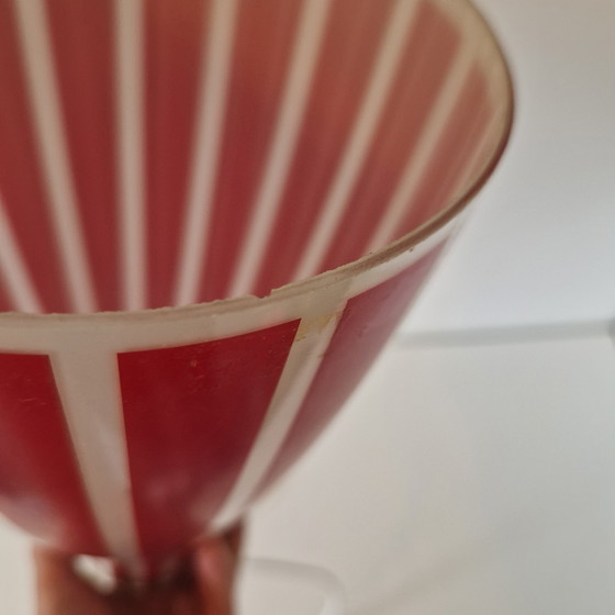 Image 1 of Vintage glazen hanglamp rood wit gestreepte lamp