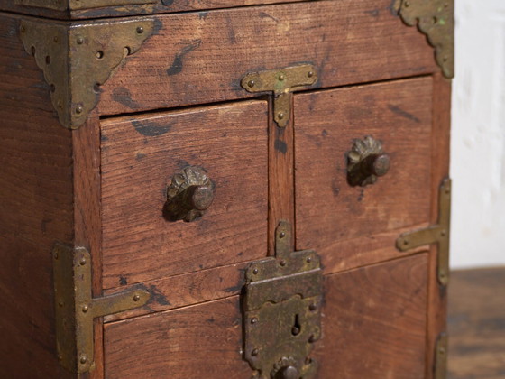 Antique Japanese Storage Box with Drawers and Hinged Lid – Early Showa Period (c.1928) – Storage cabinet (photo 35 of 40)