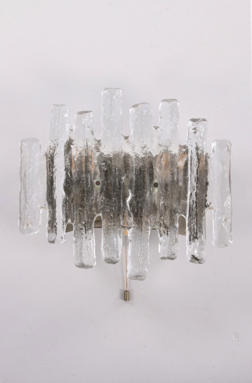 J. T. Kalmar Große Wandleuchte aus Eisglas, 1960er Jahre