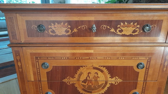 Image 1 of Credenza design vintage 1990