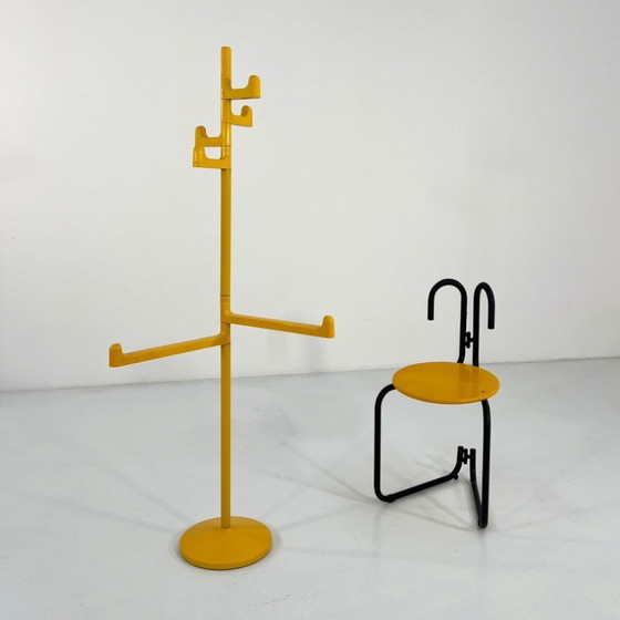 Image 1 of Toallero de pie amarillo de Makio Hasuike para Gedy, década de 1970