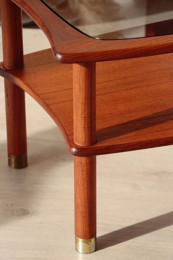 Image 1 of Tavolino vintage G Plan - E Gomme - in teak e vetro fumé