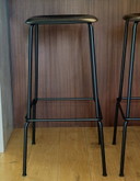 2 tabourets de bar HAY