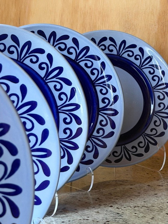 Set Of 5 Royal Sphinx Maastricht Porcelain Plates - Handpainted Blue White Floral Delfts Style - Made In (photo 6 of 11)