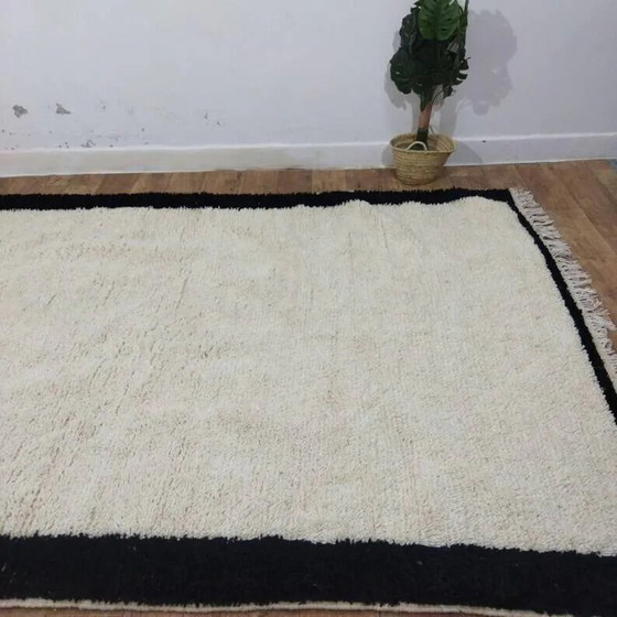 Alfombra de lana natural hecha a mano 250cm x 150cm – Wool (photo 2 of 6)