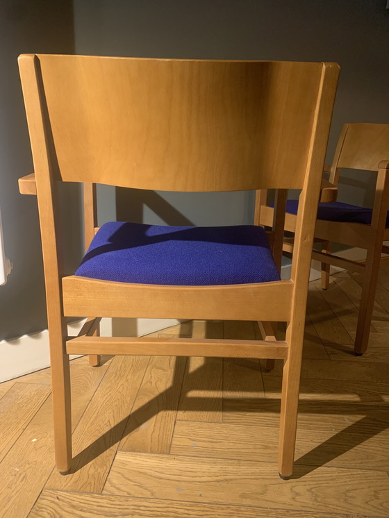 Image 1 of 4 chaises de salle à manger de style mid-century