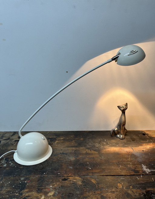 Lampe de table vintage postmoderne au design Klareco