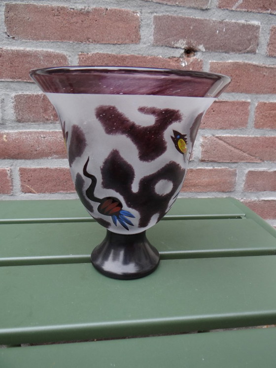 Signed Ulrica Hydman-Vallien for Kosta Boda ‘Black Magic’ glass bowl Sweden – Vases (photo 7 of 14)