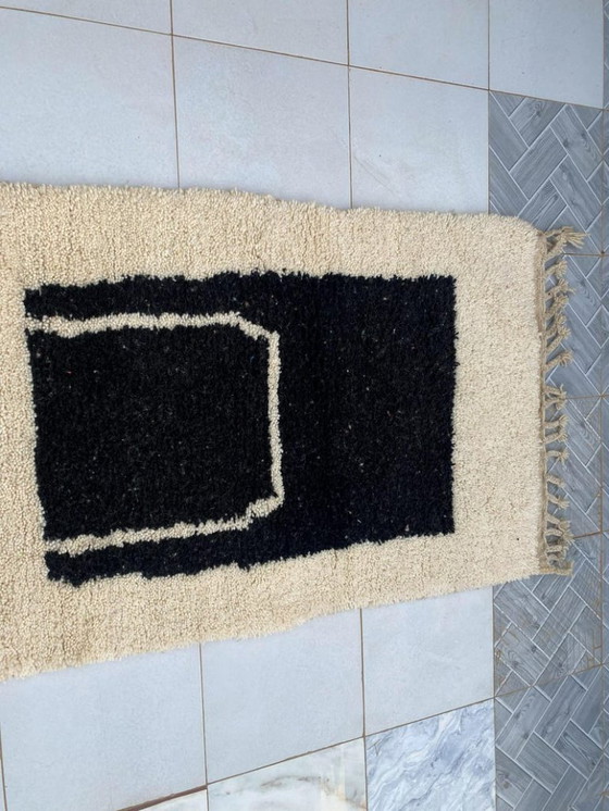 Image 1 of Tapis marocain en laine natural 200cmx100cm