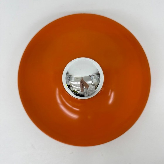 Image 1 of Mid-century design honsel oranje space age schijflamp , jaren 1970 toegeschreven aan Charlotte Perriand voor les arcs