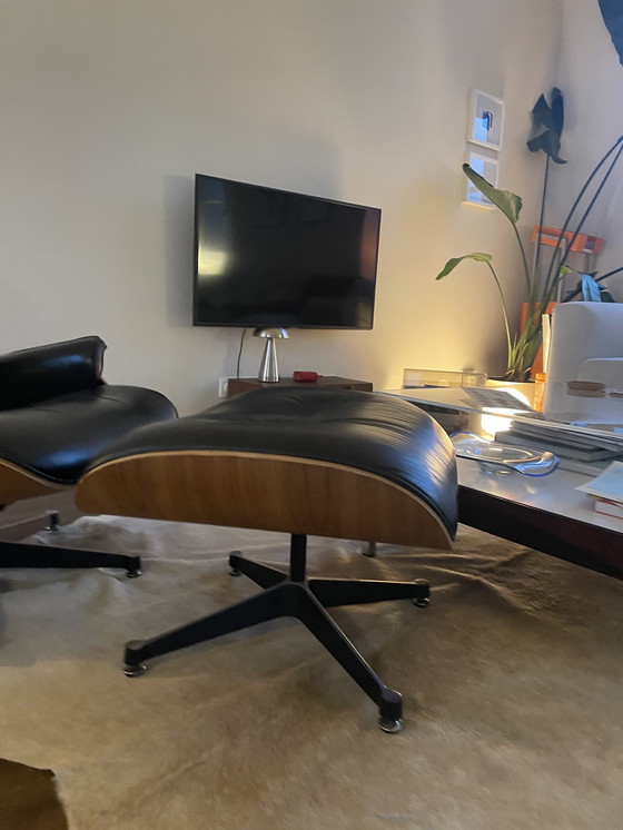 Image 1 of Stuhl im Mid-Century-Modern-Stil, Eames-Stil