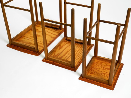 Image 1 of Originale set di 3 tavolini da nido in teak del Mid Century Modern con superfici in formica colorata