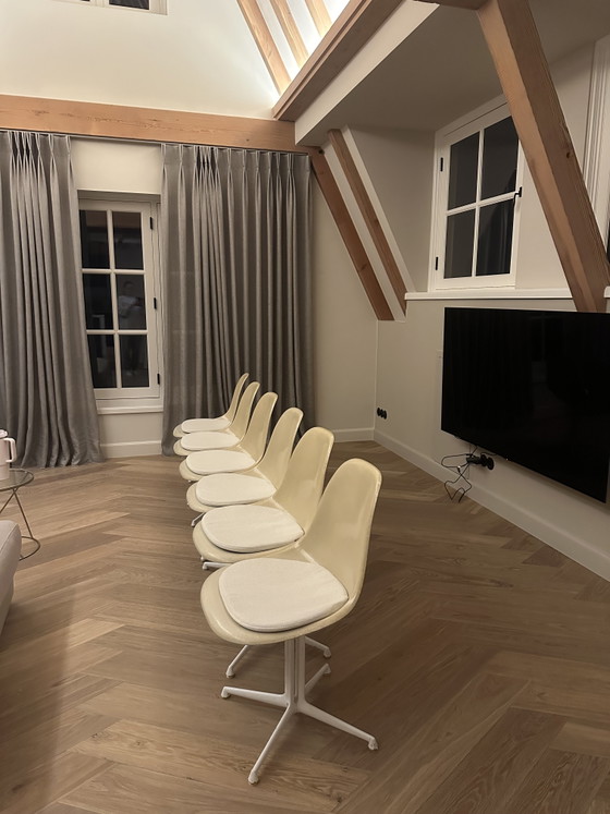 Set of 6 Vintage Vitra Eames La Fonda Chairs – 1974 – Dining chairs, Fiberglass (photo 8 of 8)