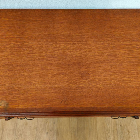 Image 1 of Vintage houten Queen Ann ladekastje dressoir ladekast