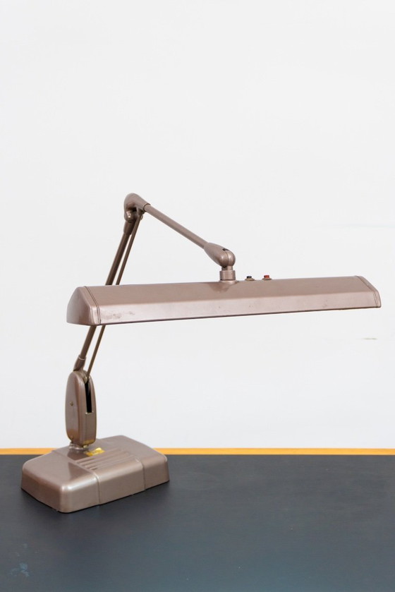 Image 1 of Lampe articulée Dazor 2324 Industrial Desk Drafting Architect Work, années 1950