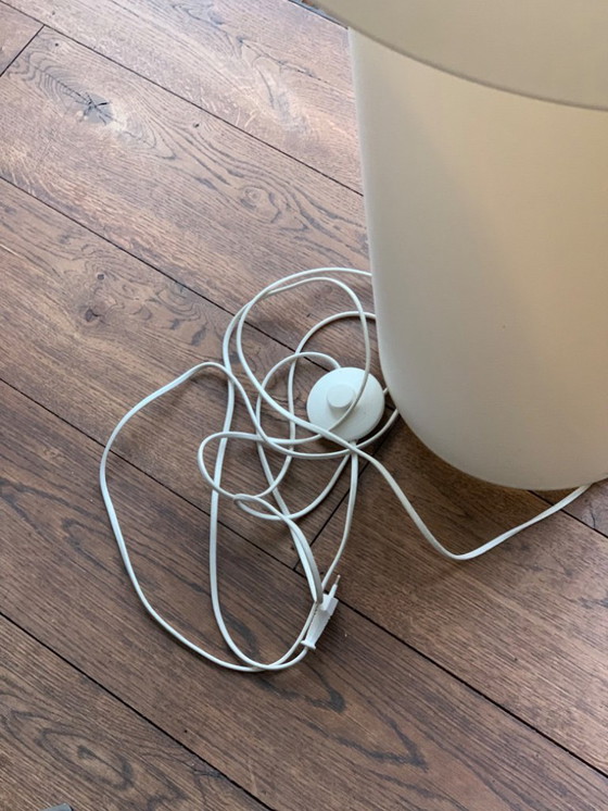 Image 1 of 2 staande stoffen vloerlampen 145 cm hoog