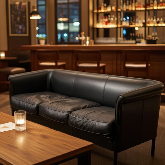 Image 1 of Canapé vintage en cuir Antonio Citterio pour Moroso – Classique du designer italien