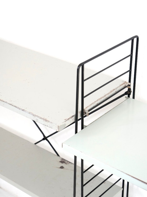 Image 1 of Estante de piso Tomado