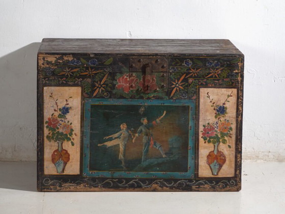 Baule cinese antico dipinto in legno di pino – Cina, circa 1900 – Armadi contenitori (photo 28 of 40)