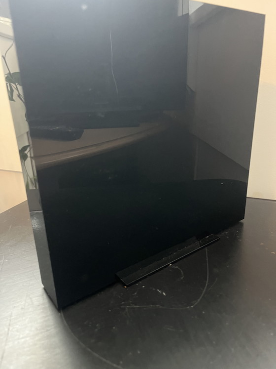 Image 1 of Chanel Bleu display