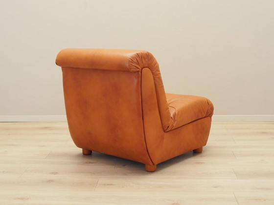 Image 1 of Fauteuil rouge, Design italien, 1970, Production : Italie