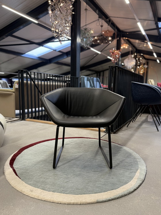 Image 1 of (2) Fauteuils Montis Ella Chaise design en cuir noir