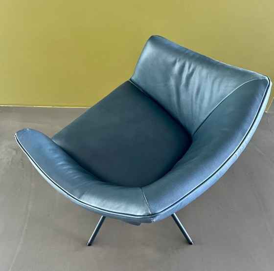 Image 1 of 4x Tulip Label van den Berg swivel leather dining chairs
