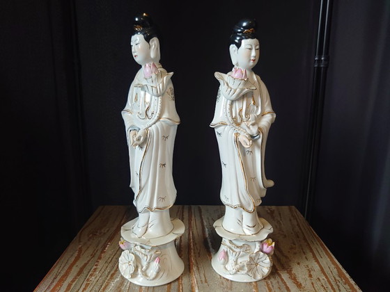 Image 1 of Vintage porcelain statues Guanyin (mirrored)