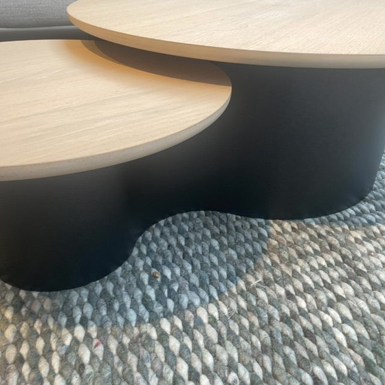 Image 1 of Pode Flowy coffee table