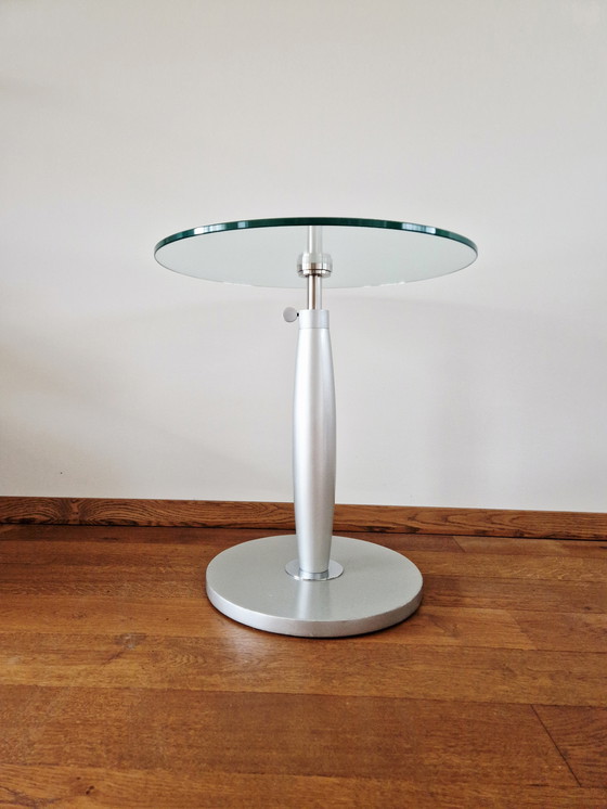 Image 1 of Table d'appoint réglable en hauteur