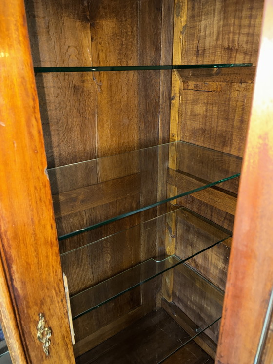 Antique Display cabinet with glass doors and drawers – Wood (photo 5 of 5)