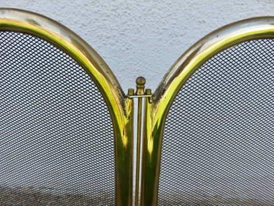 Image 1 of Pantalla para chimenea, protector contra chispas, de latón dorado con 4 paneles plegables, Francia, 1950.