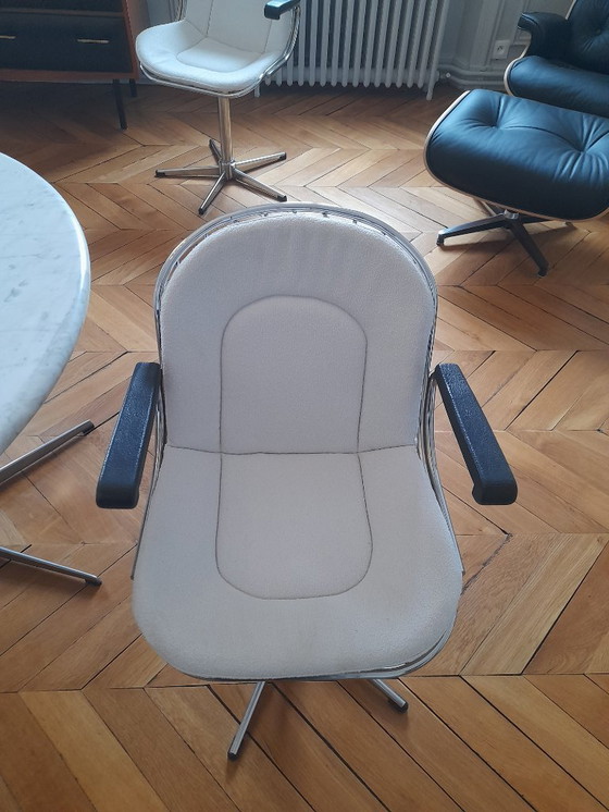 Image 1 of Arne Jacobsen A825 eettafel en 4 Gastone Rinaldi stoelen