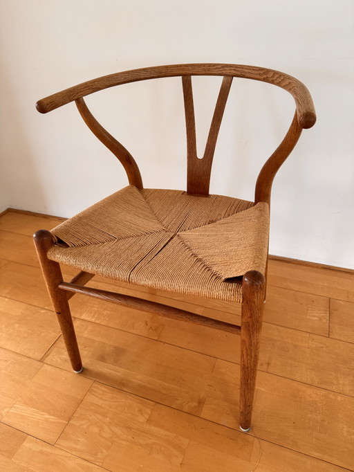 6 Esszimmerstühle Carl Hansen & Son und Tisch ist optional