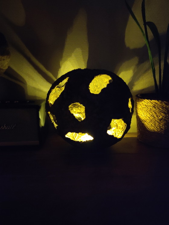Brown Vase Made from Recycled Papier-Mâché – Decorative Objects, Paper (photo 4 of 5)