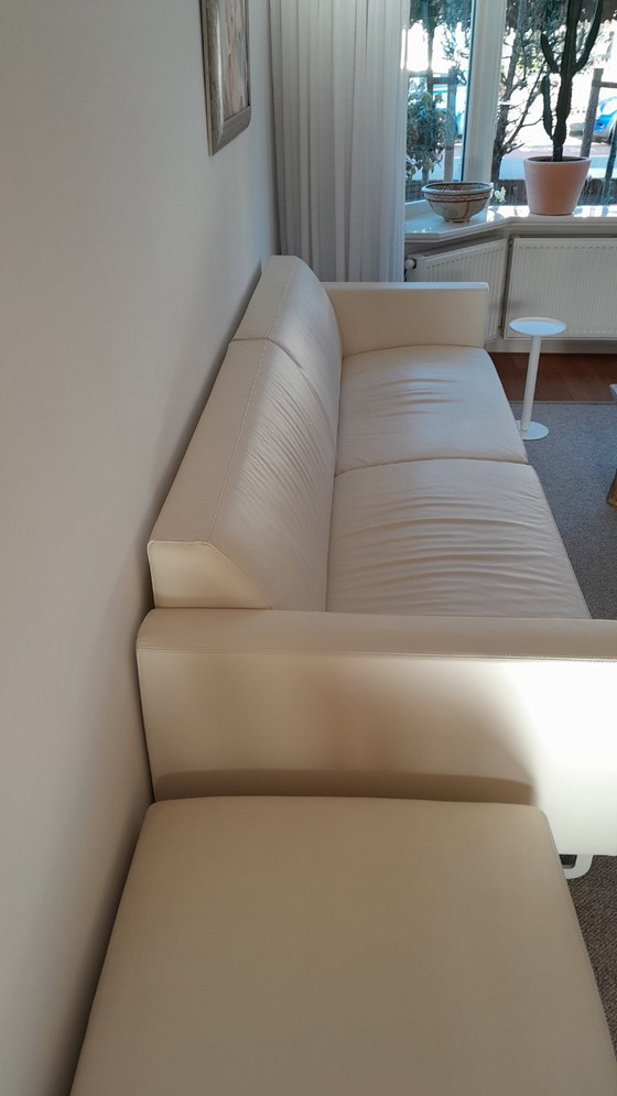 Image 1 of Artifort Mare Bank und Pouf