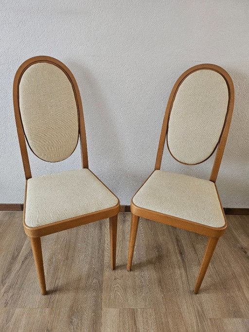 4x klassevolle Thonet stoelen