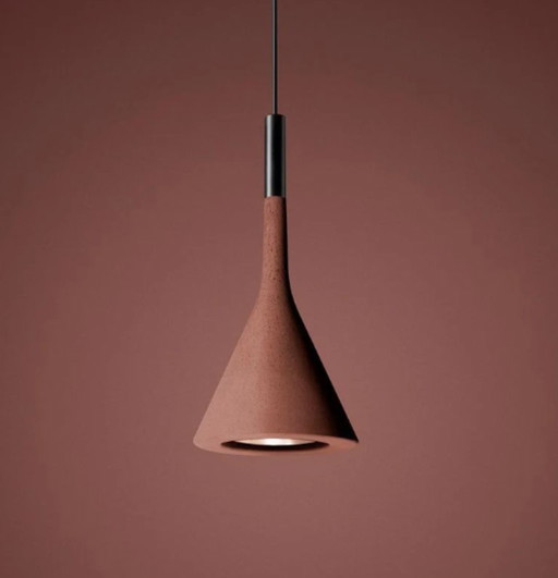 Foscarini Aplomb lamp in Rosso Mattone / Baksteenrood