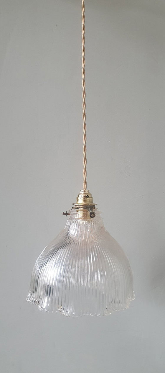 Image 1 of Lámpara colgante Holophane antigua, estilo Art Déco, de cristal fundido.