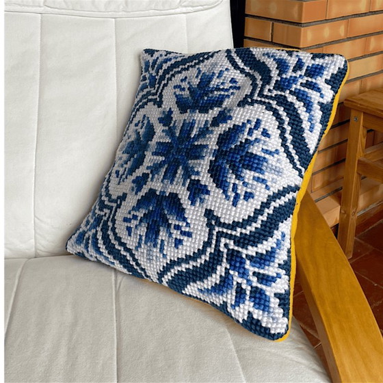 Housse de Coussin Tissée Arraiolos Portugaise Vintage Années 70 – Textile (photo 4 of 11)