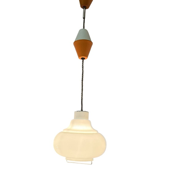 Image 1 of Suspension MCM vintage des années 50 - Pull down / réglable - Tchécoslovaquie - Verre Opaline - Kamenický Šenov