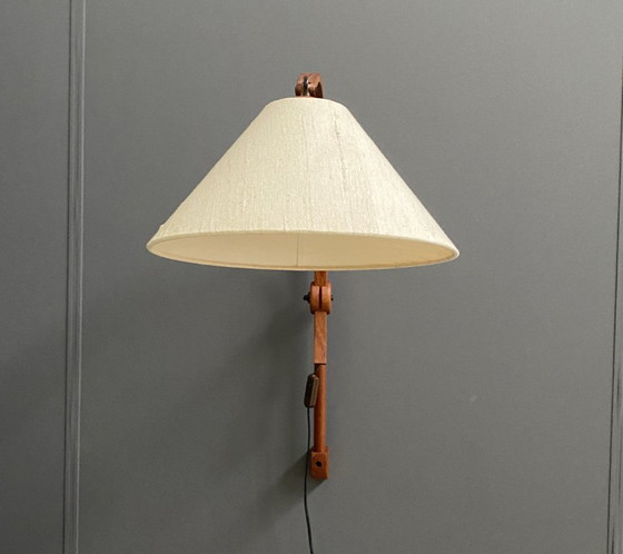Image 1 of Teak-Wandleuchte von Domus Denmark aus den 1970er Jahren