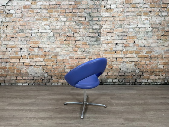 Image 1 of Artifort Nina Purple