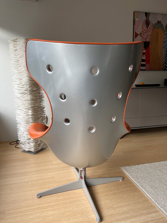 Image 1 of Poltrona Frau Regina Fauteuil Oranje